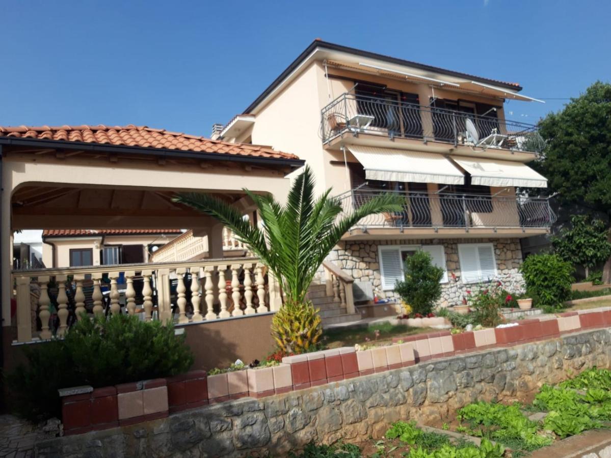 Apartment Nena ซริกเวนิซา ภายนอก รูปภาพ